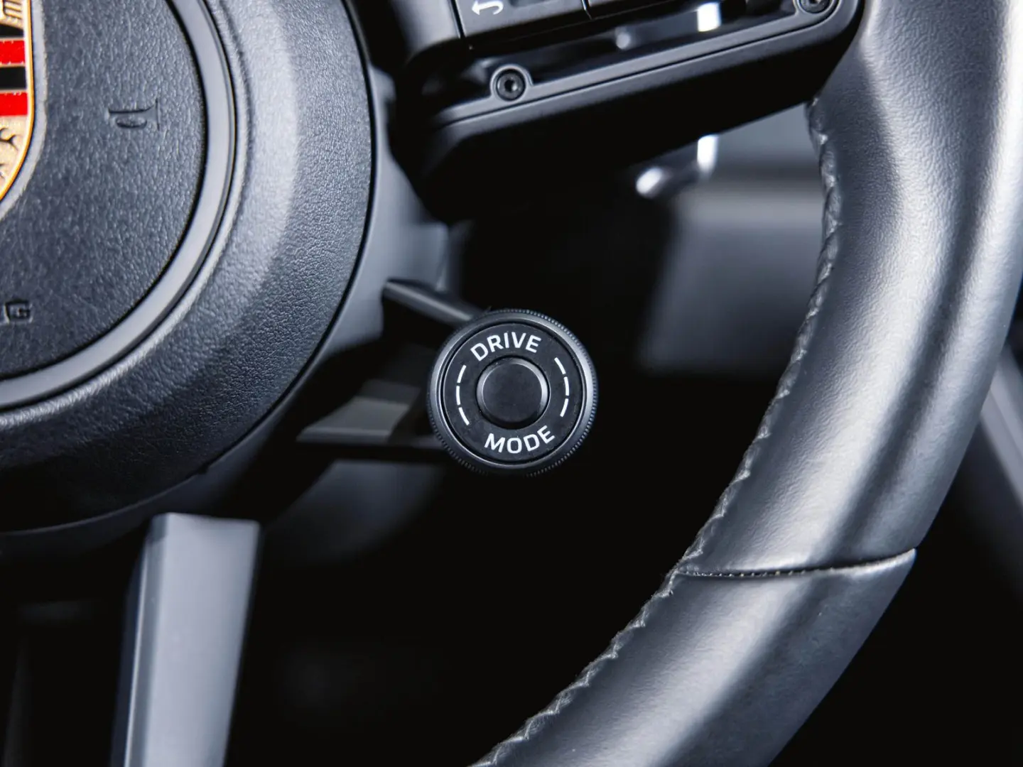 Macan T Panoramadach Luftf. -10 MM Sportsitze