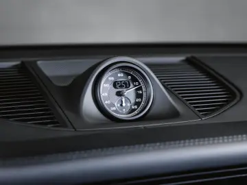 Macan T Panoramadach Luftf. -10 MM Sportsitze