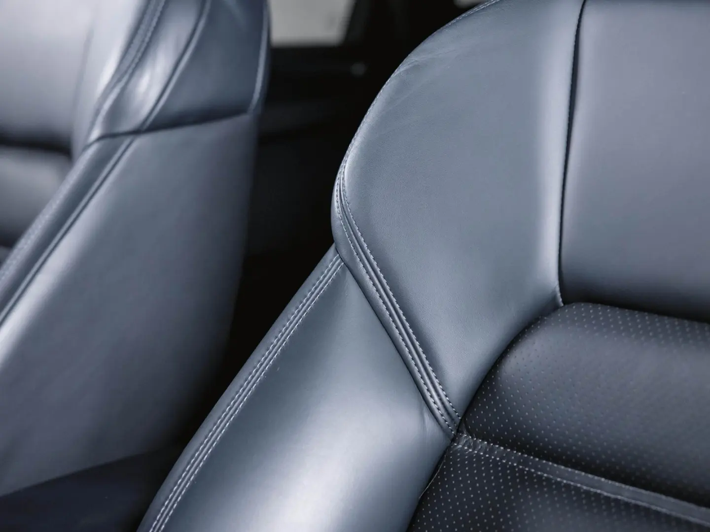 Macan T Panoramadach Luftf. -10 MM Sportsitze