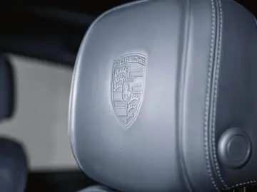 Macan T Panoramadach Luftf. -10 MM Sportsitze