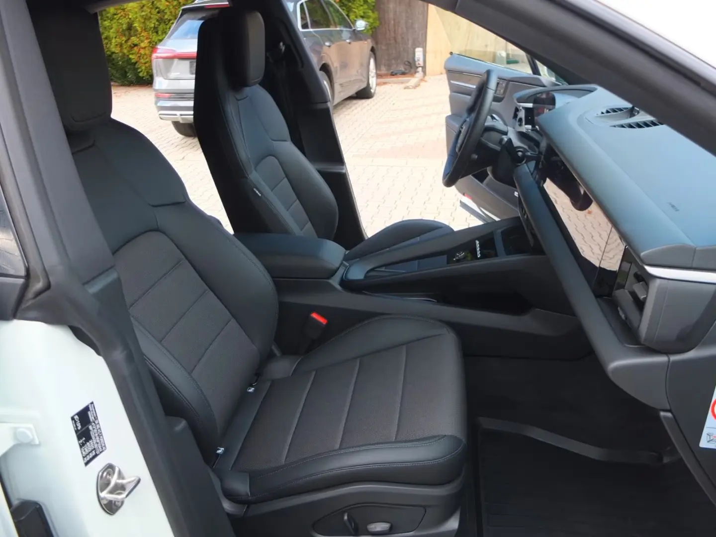 Porsche Macan 4 NP  105000 LUFT AHK  BOSE