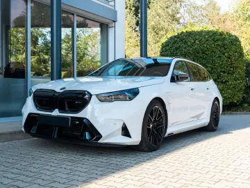 M5 Touring  DRIVING PROF.  PANO  AHK  COMFORT