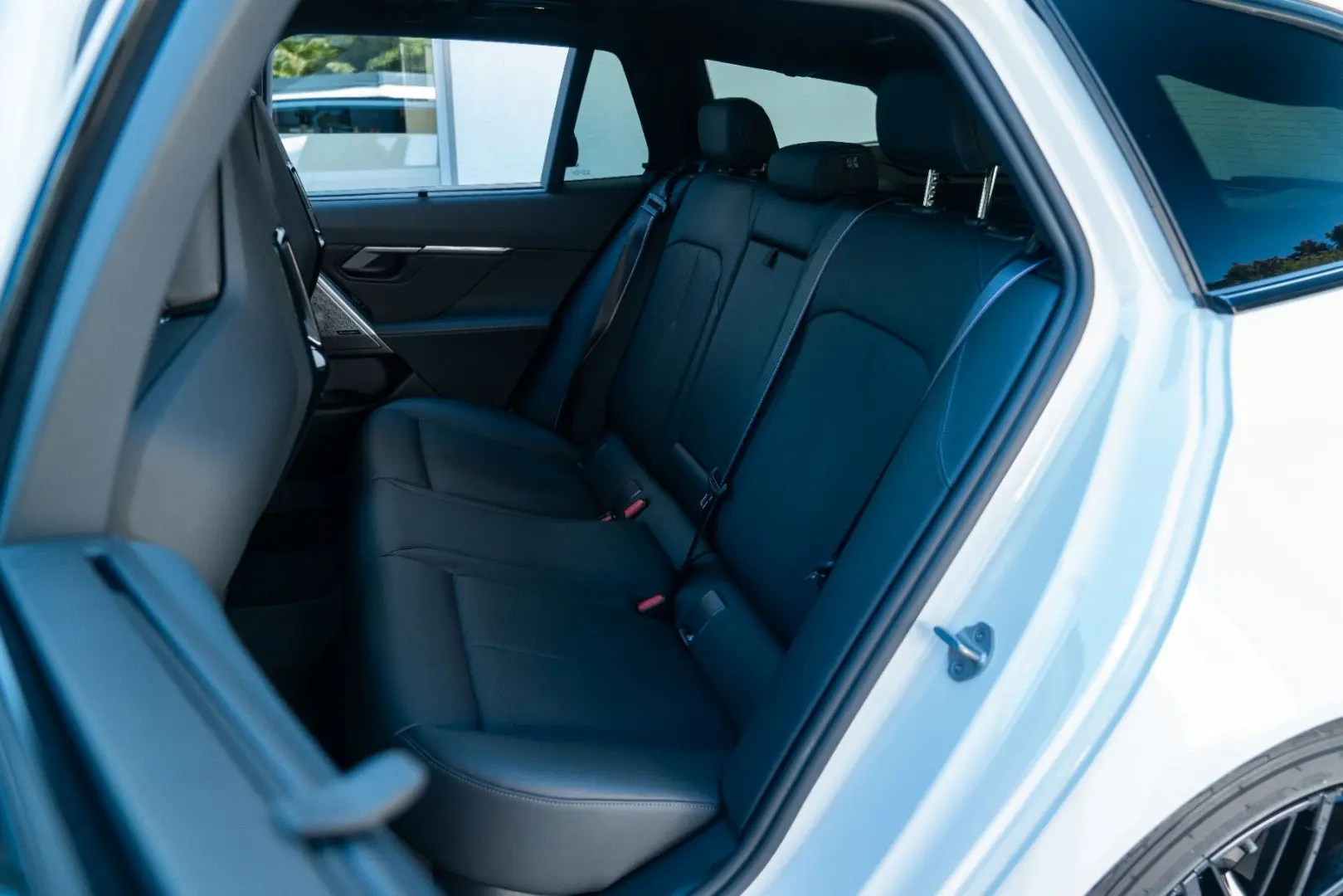 M5 Touring  DRIVING PROF.  PANO  AHK  COMFORT