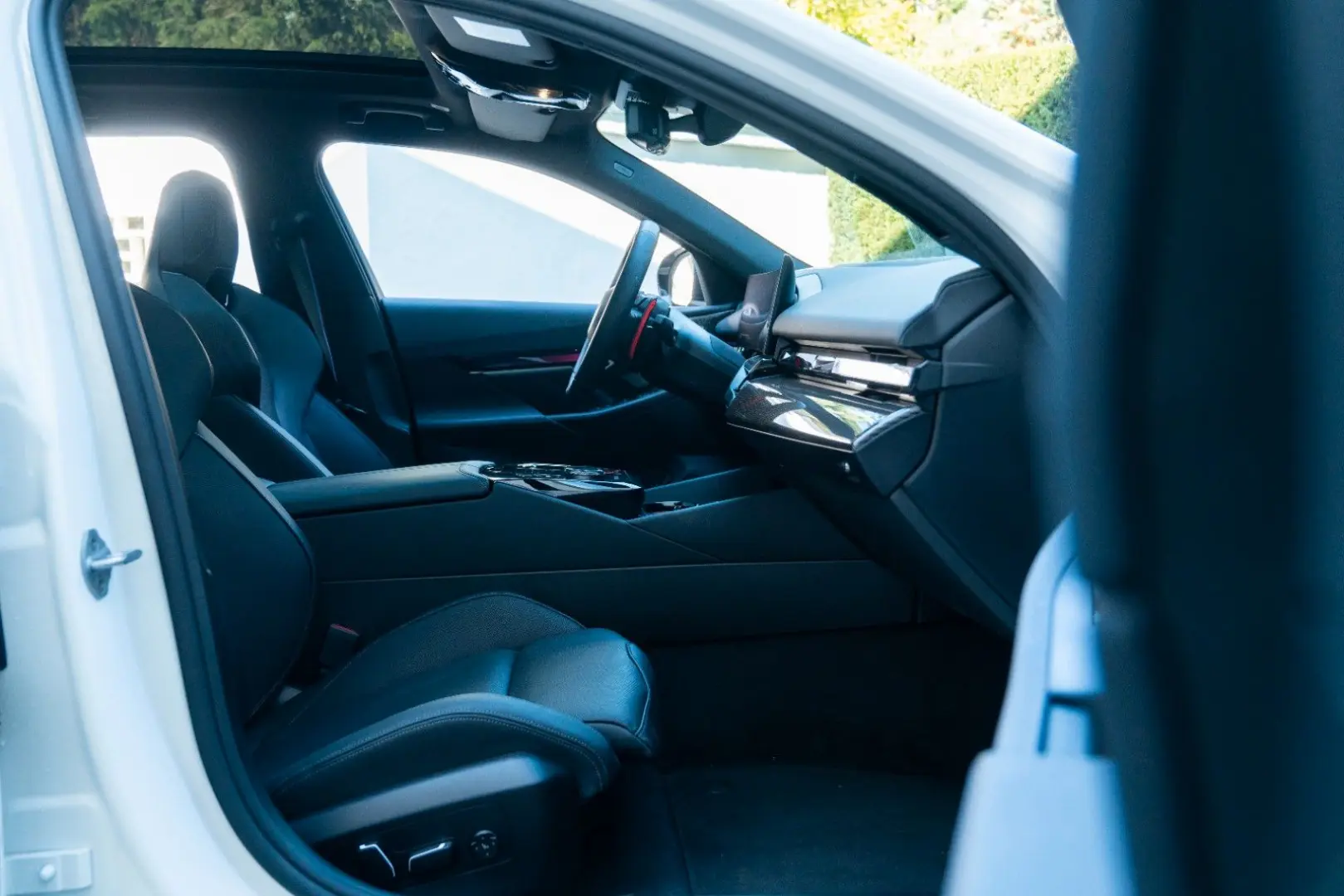 M5 Touring  DRIVING PROF.  PANO  AHK  COMFORT