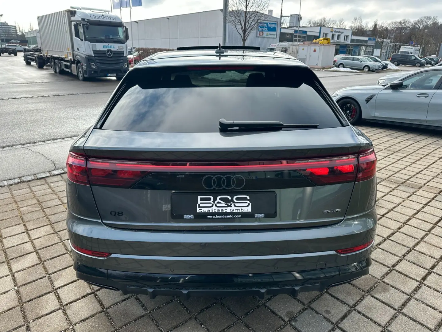 Q8 50 TDI quattro ACC HUD PANO B&O LUFT 23  360.