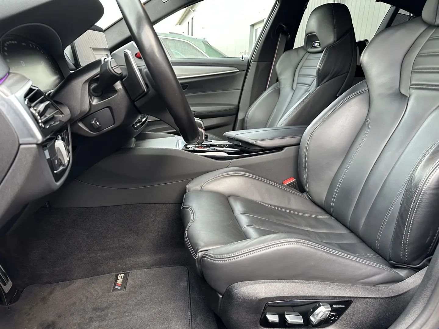 M5 Competition NAV LED KERAMIK KAMERA 20ZO 1HAND