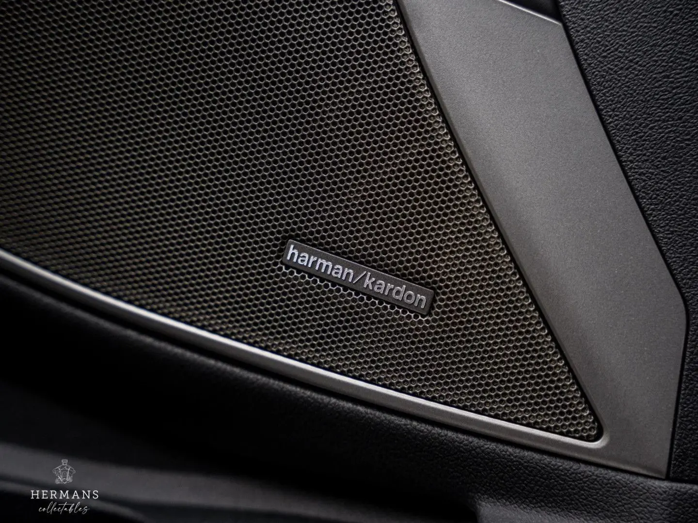 M3 Touring XDrive Competition   Akrapovic   Carb