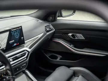 M3 Touring XDrive Competition   Akrapovic   Carb