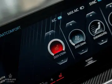 M3 Touring XDrive Competition   Akrapovic   Carb