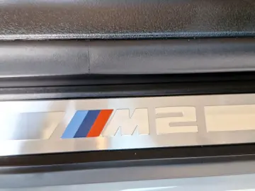 M2 Coupé Harman K LiveCockpitProf Kamera LED