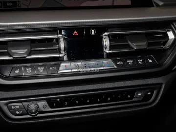 M135i xDrive Sport Aut. Klimaaut. Head-Up PDC