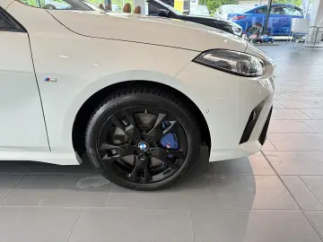 M135i xDrve Lmousne Sportpaket Head-Up HK HiFi