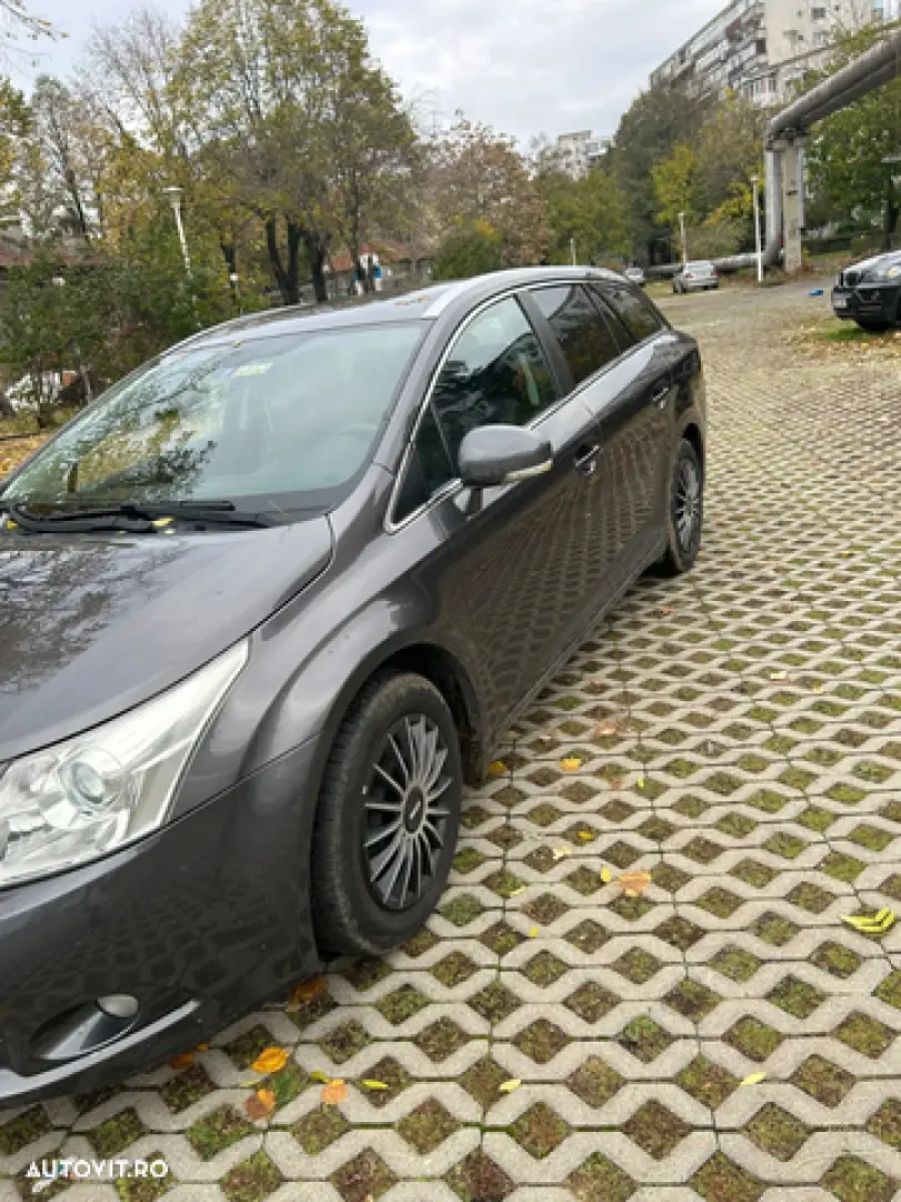 Toyota Avensis 2.0 D-4D Executive