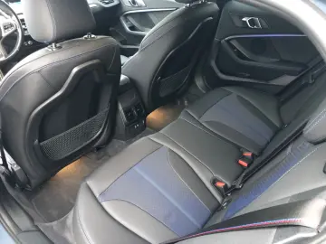 M135 i xDrive Sport-Aut. Head-Up LED DAB 19  1Hd