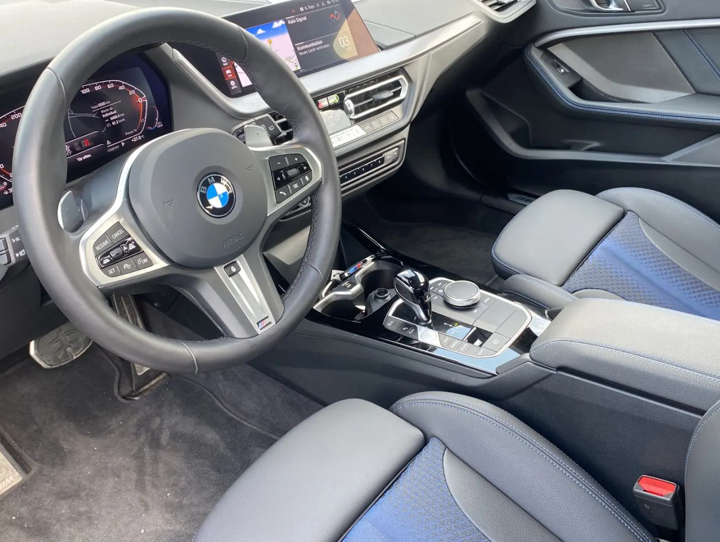 M135 i xDrive Cockpit Prof HarmanKardon Pano ACC