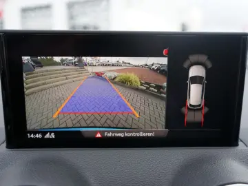 SQ2 2.0 TFSI quattro LED Navi ACC S-Sitze PDC