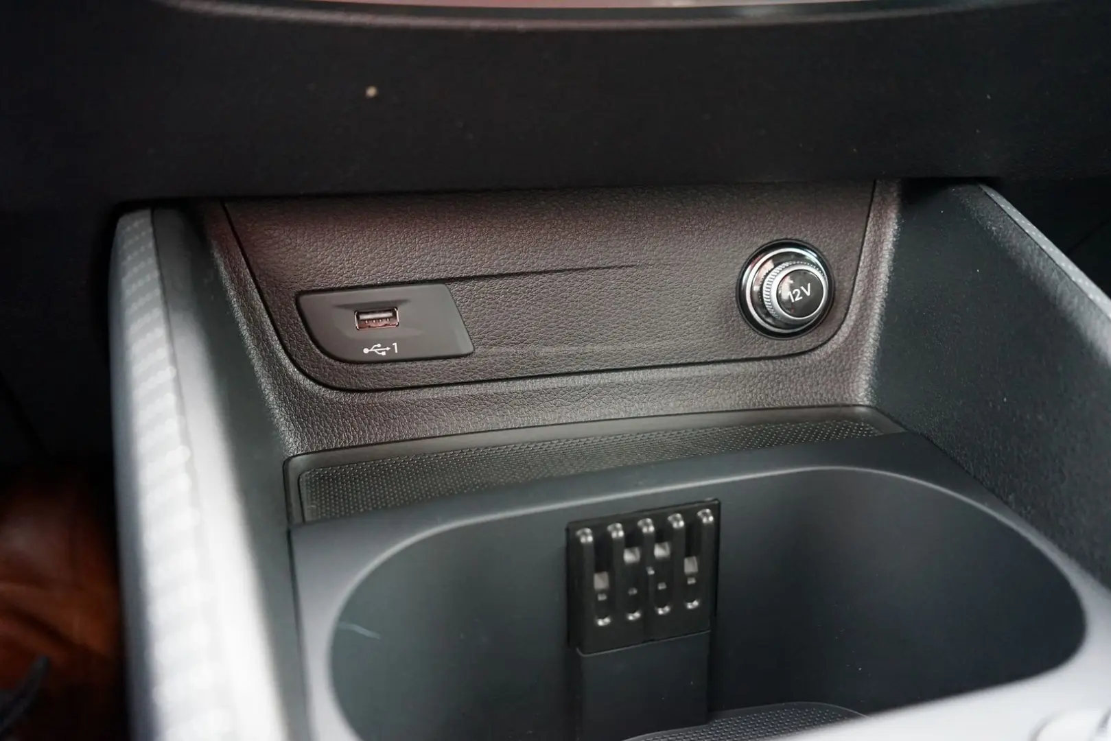 SQ2 2.0 TFSI quattro LED Navi ACC S-Sitze PDC