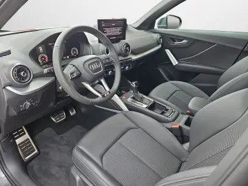 SQ2 TFSI S tronic quattro NaviPlus Matrix SHZ Op