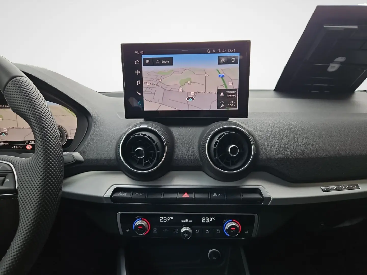 SQ2 TFSI S tronic quattro NaviPlus Matrix SHZ Op