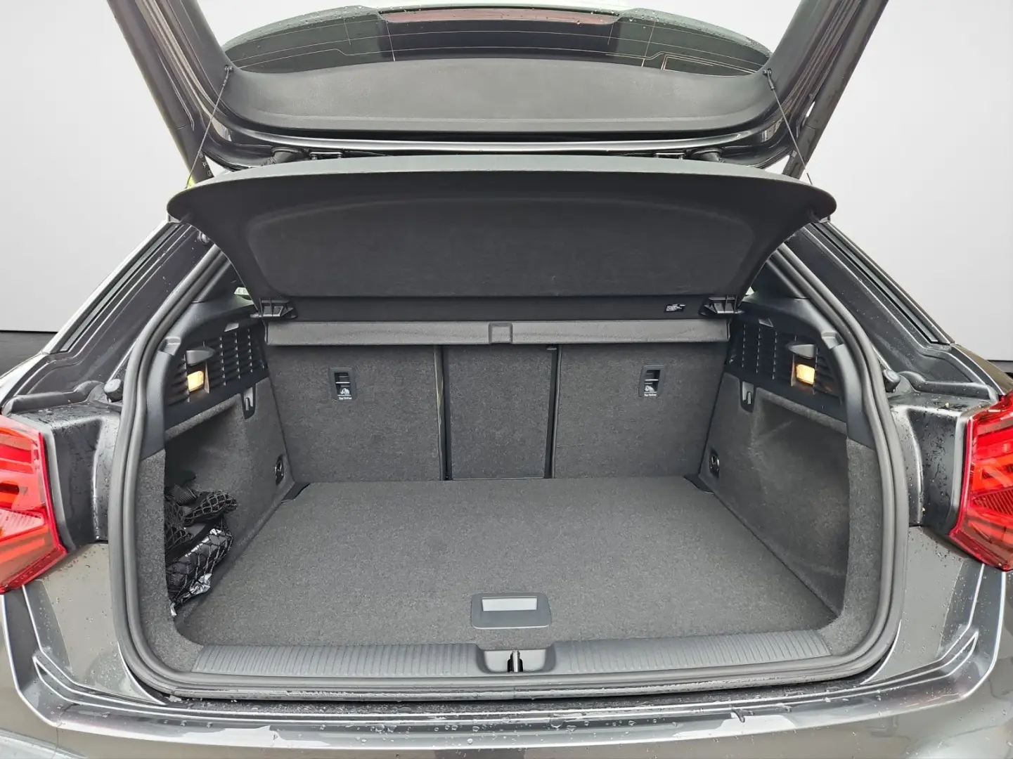 SQ2 TFSI S tronic quattro NaviPlus Matrix SHZ Op