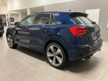 SQ2 TFSI quattro S tronic Pano Matrix RFK LM19 o