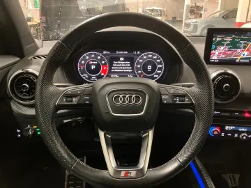 SQ2 TFSI quattro S tronic Pano Matrix RFK LM19 o