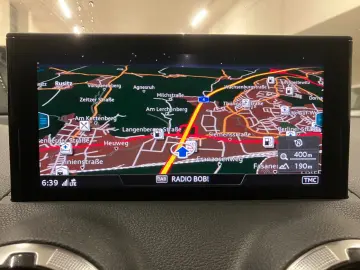 SQ2 TFSI quattro S tronic Pano Matrix RFK LM19 o