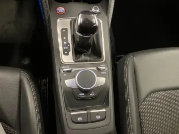 SQ2 TFSI quattro S tronic Pano Matrix RFK LM19 o