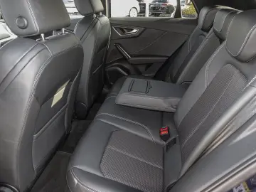 SQ2 TFSI S tronic Sonos Virtuell LED