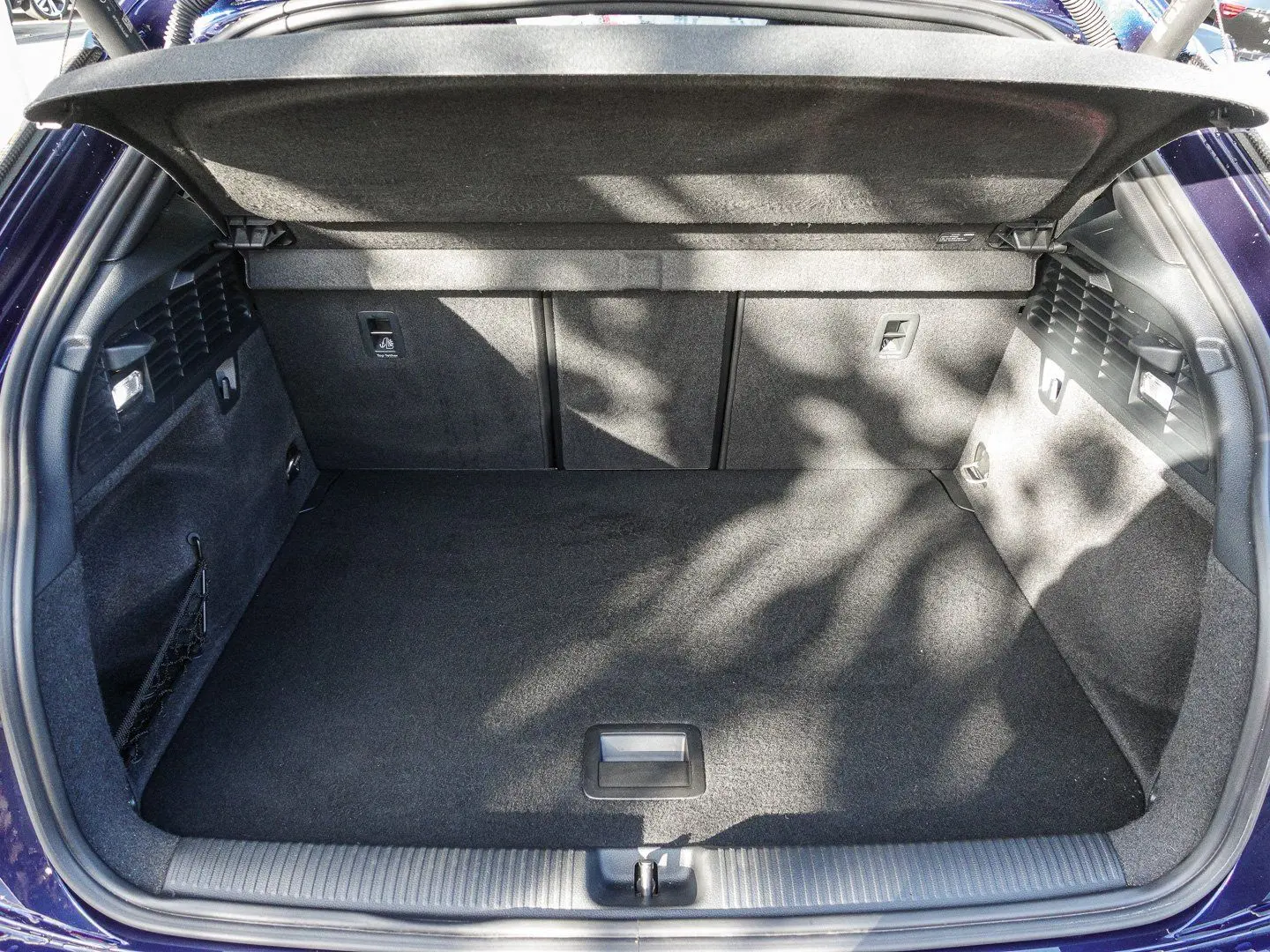 SQ2 TFSI S tronic Sonos Virtuell LED