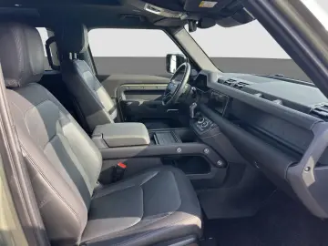 Defender 90 D300 X-Dynamic SE AHK Black-P. Winte