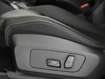 X1 xDrive23d M Sportpaket ParkAss ACC UVP 63.940