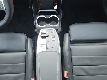 X1 sDrive18d M Sportpaket Head-Up DAB LED RFK