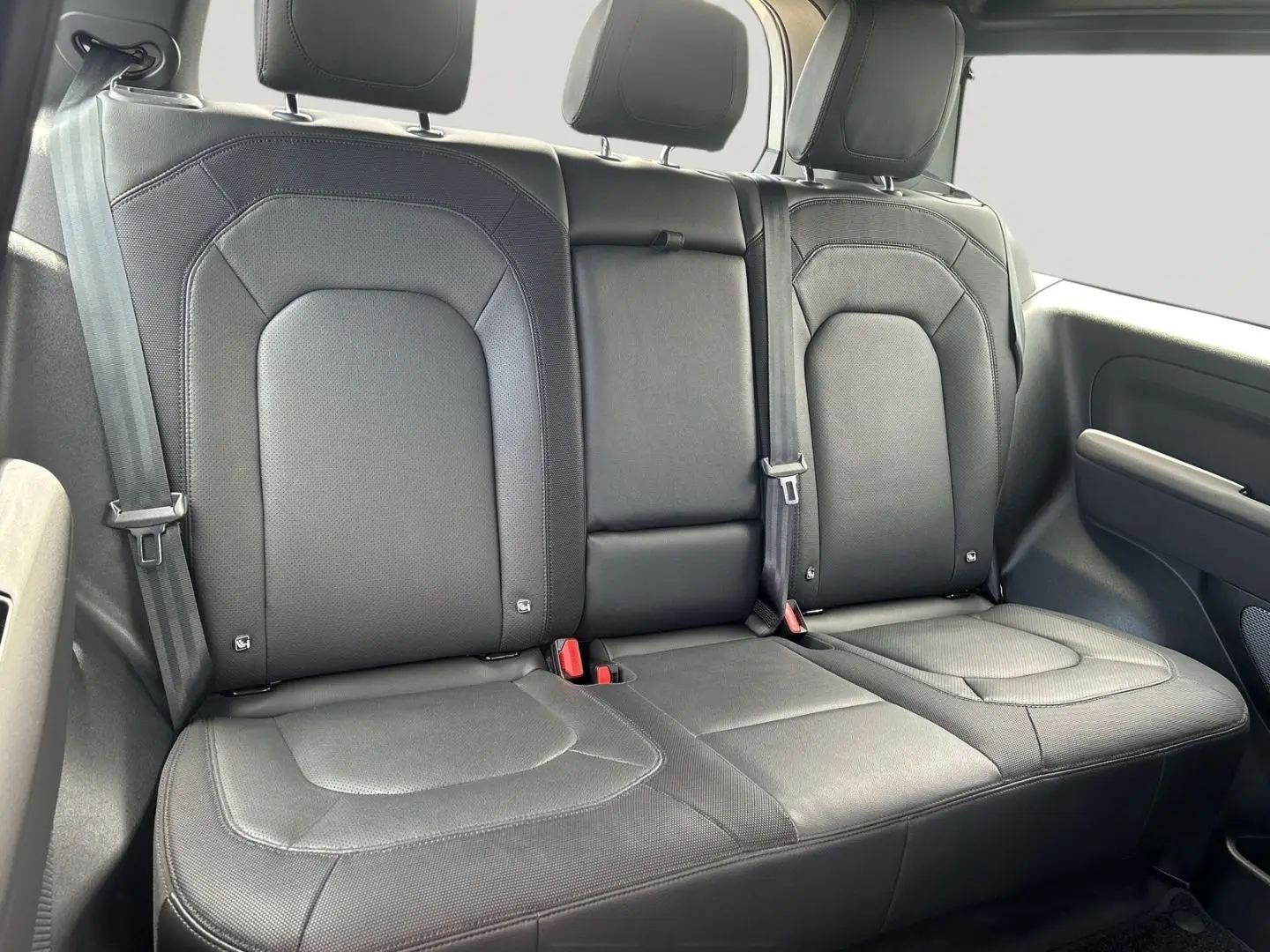 Defender 90 X-Dynamic SE 3.0 D300 Mild-Hybrid EU