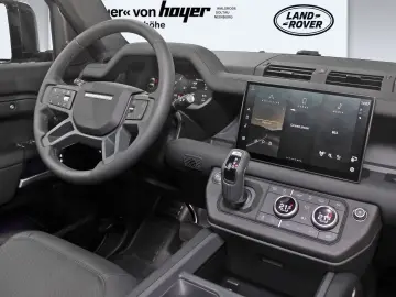 Defender 90 X-Dynamic SE AHK Black Pack DAB LED