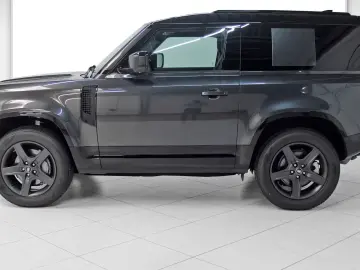 Defender 90 X-Dynamic SE AHK Black Pack DAB LED