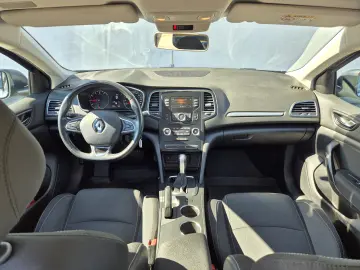 Renault Megane 1.3 TCe 140 EDC Zen 2022