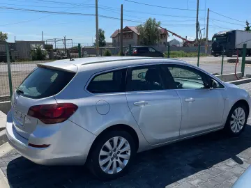 Opel Astra 1.7 CDTI Cosmo