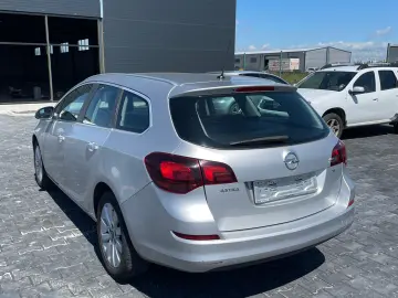 Opel Astra 1.7 CDTI Cosmo