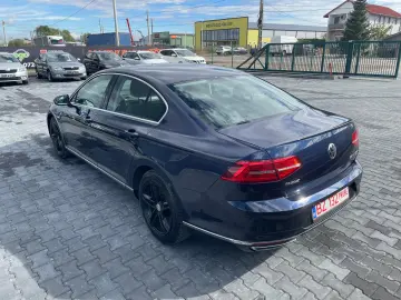 Volkswagen Passat 2.0 TDI Highline 4Motion BlueMotion