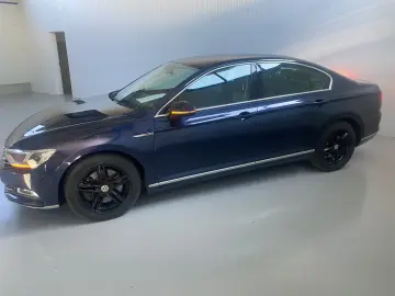 Volkswagen Passat 2.0 TDI Highline 4Motion BlueMotion