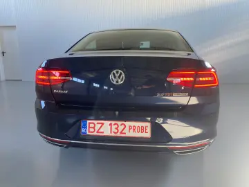 Volkswagen Passat 2.0 TDI Highline 4Motion BlueMotion