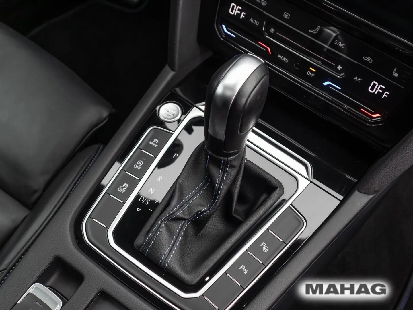 Arteon R 2.0 TSI 4mot LEDER NaviPro IQ.LIGHT Pan