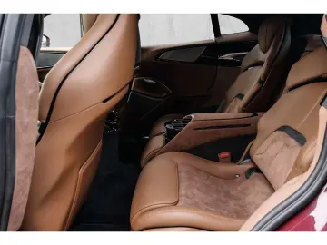 Purosangue  Matrix-LED 360 -Kamera Burmester