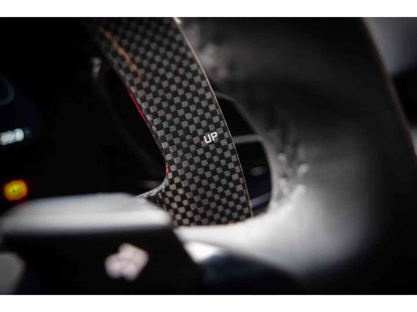 Purosangue  Matrix-LED 360 -Kamera Burmester