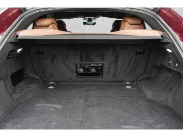 Purosangue  Matrix-LED 360 -Kamera Burmester