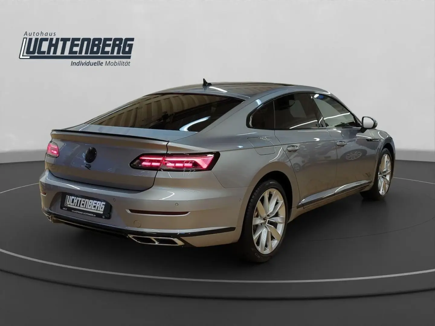 ARTEON 1.4TSI eHYBRID R-LINE PANO-DACH LEDER NAV