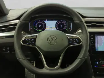 ARTEON 1.4TSI eHYBRID R-LINE PANO-DACH LEDER NAV