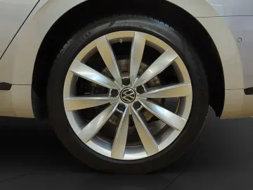 ARTEON 1.4TSI eHYBRID R-LINE PANO-DACH LEDER NAV