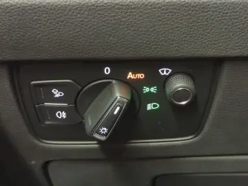 ARTEON 1.4TSI eHYBRID R-LINE PANO-DACH LEDER NAV